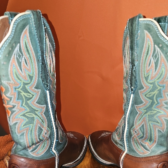Tony Lama Brown Leather Boots with Teal Embroidery - Picture 8 of 13